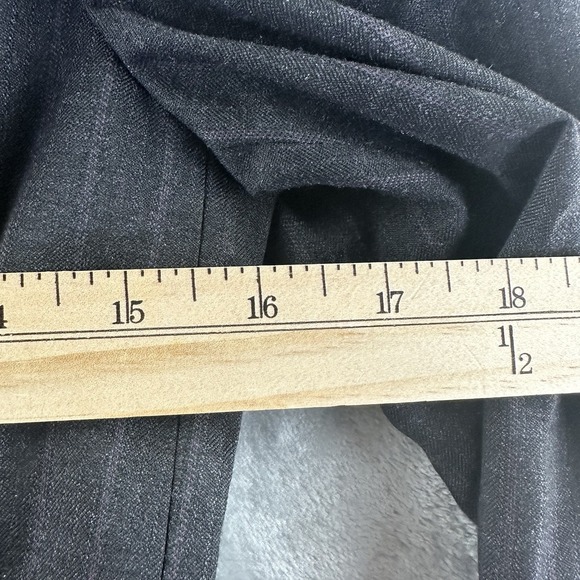 United Colors Of Benetton Blazer Women's 38 (XS) Dark Gray w/ Purple Pin Stripe - Picture 7 of 10